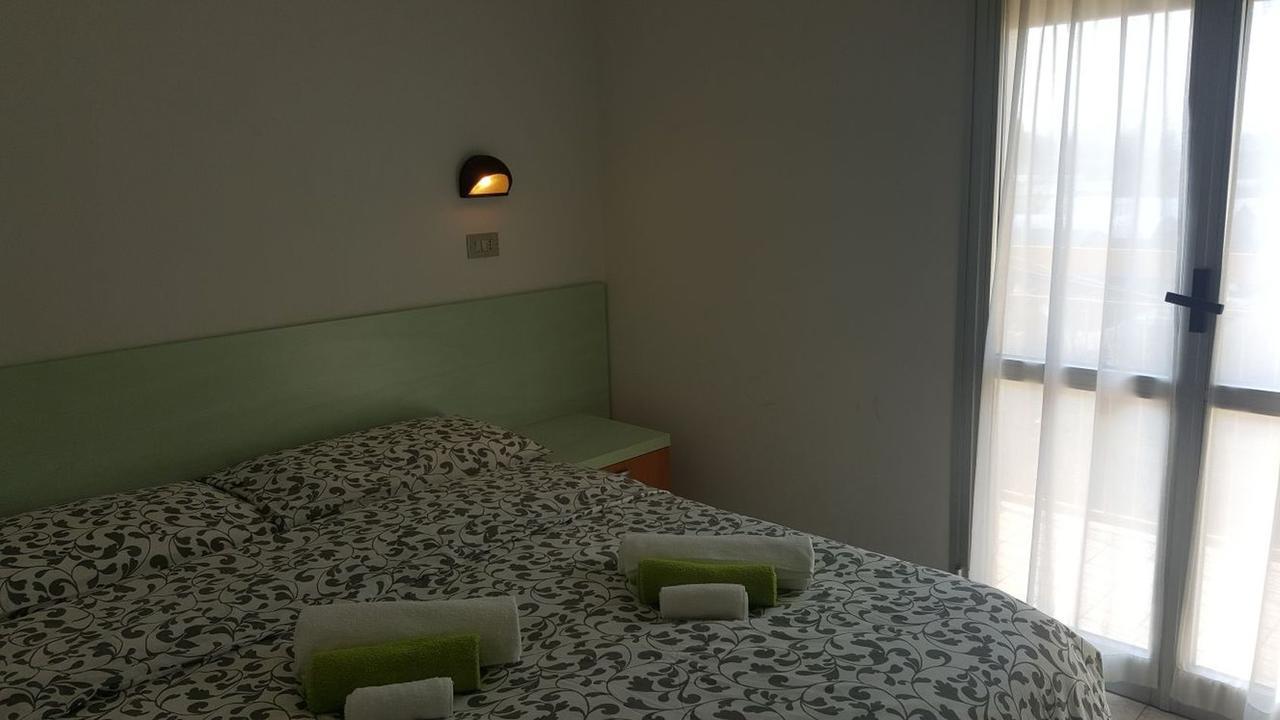 Hotel Villa Cesira Bellaria-Igea Marina Oda fotoğraf